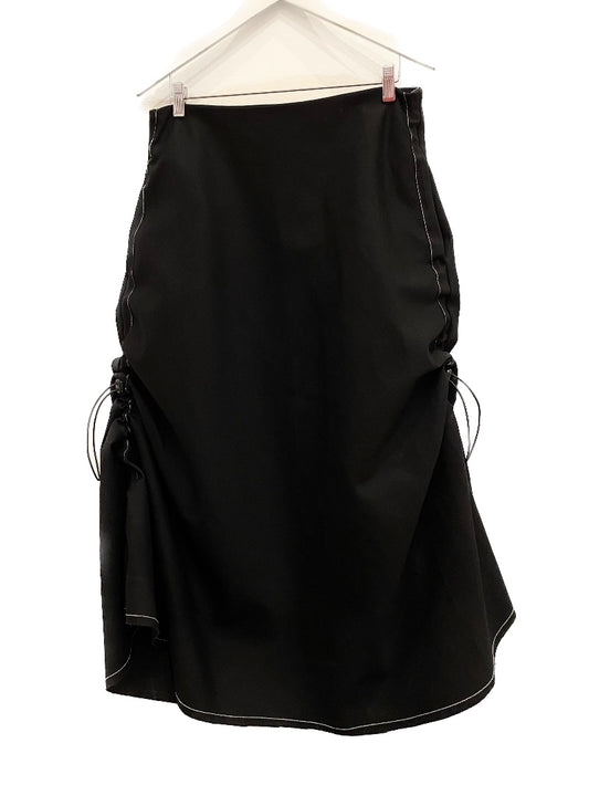 Tyla Toggle skirt